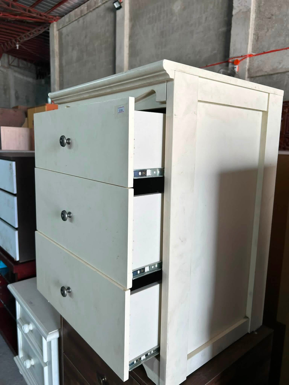 SMALL CABINET/DRAWER
