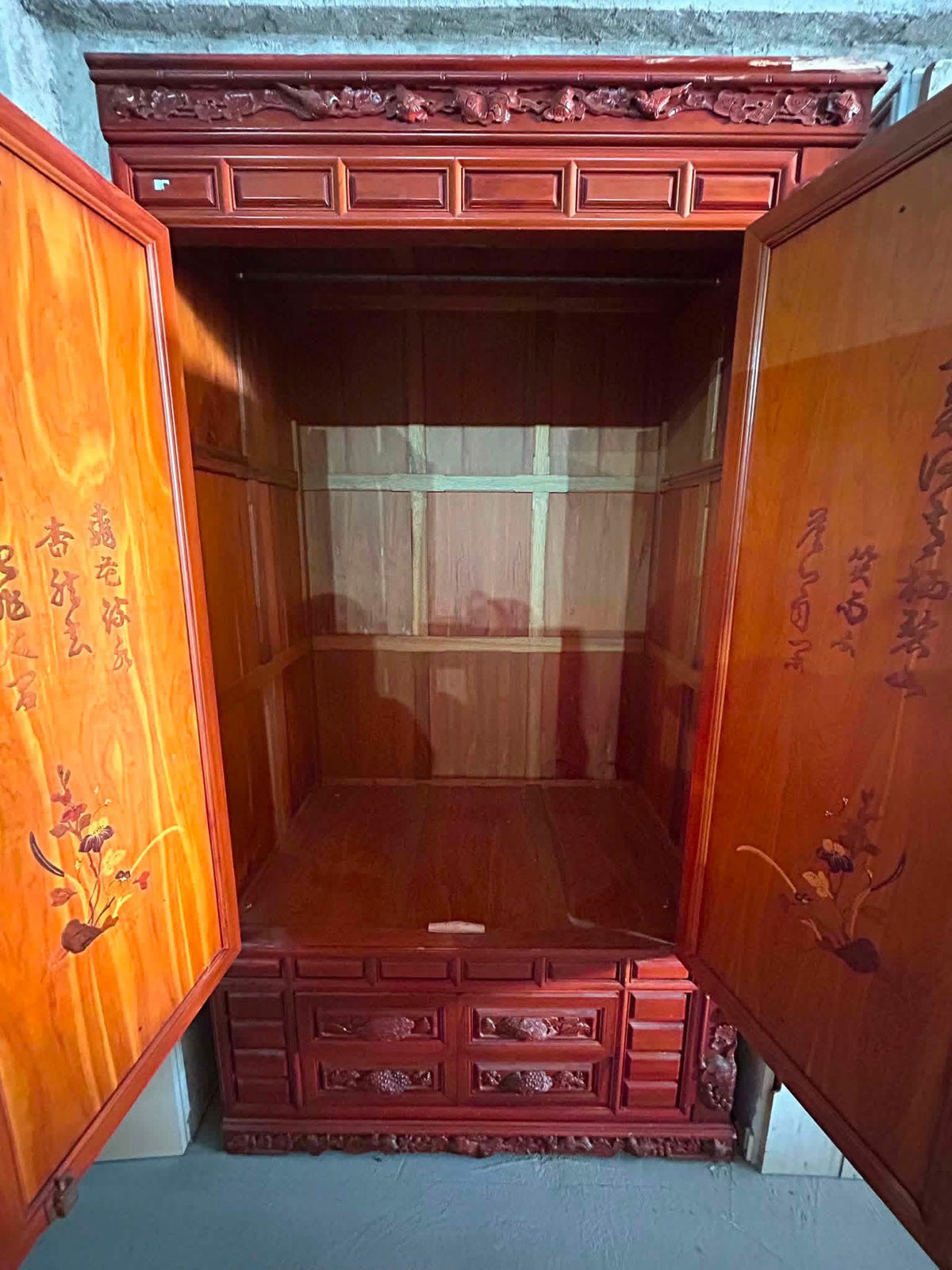 BIG CABINET