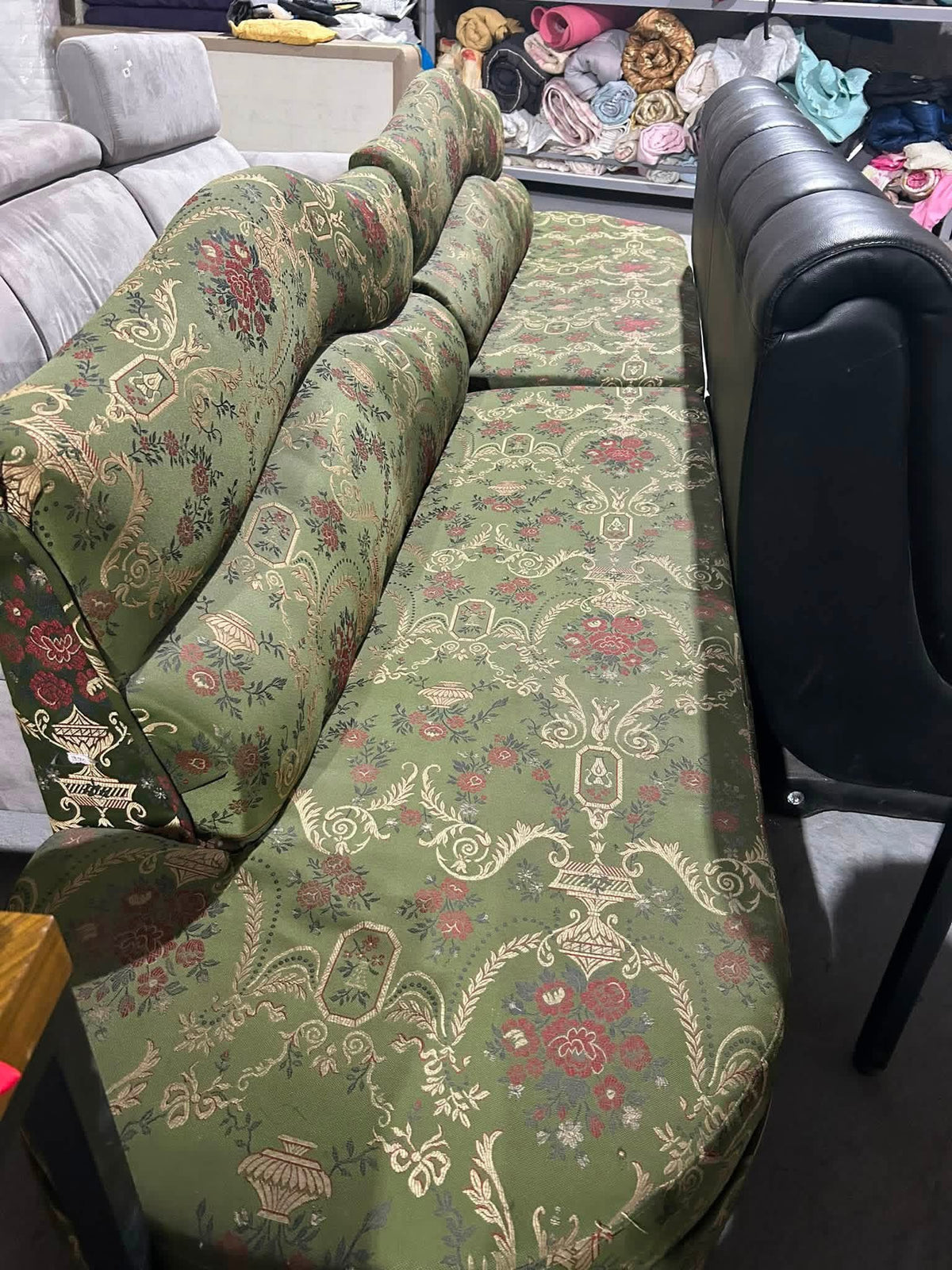 LIVING ROOM SOFA